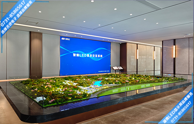 湘潭某樓盤營(yíng)銷中中心LED顯示屏